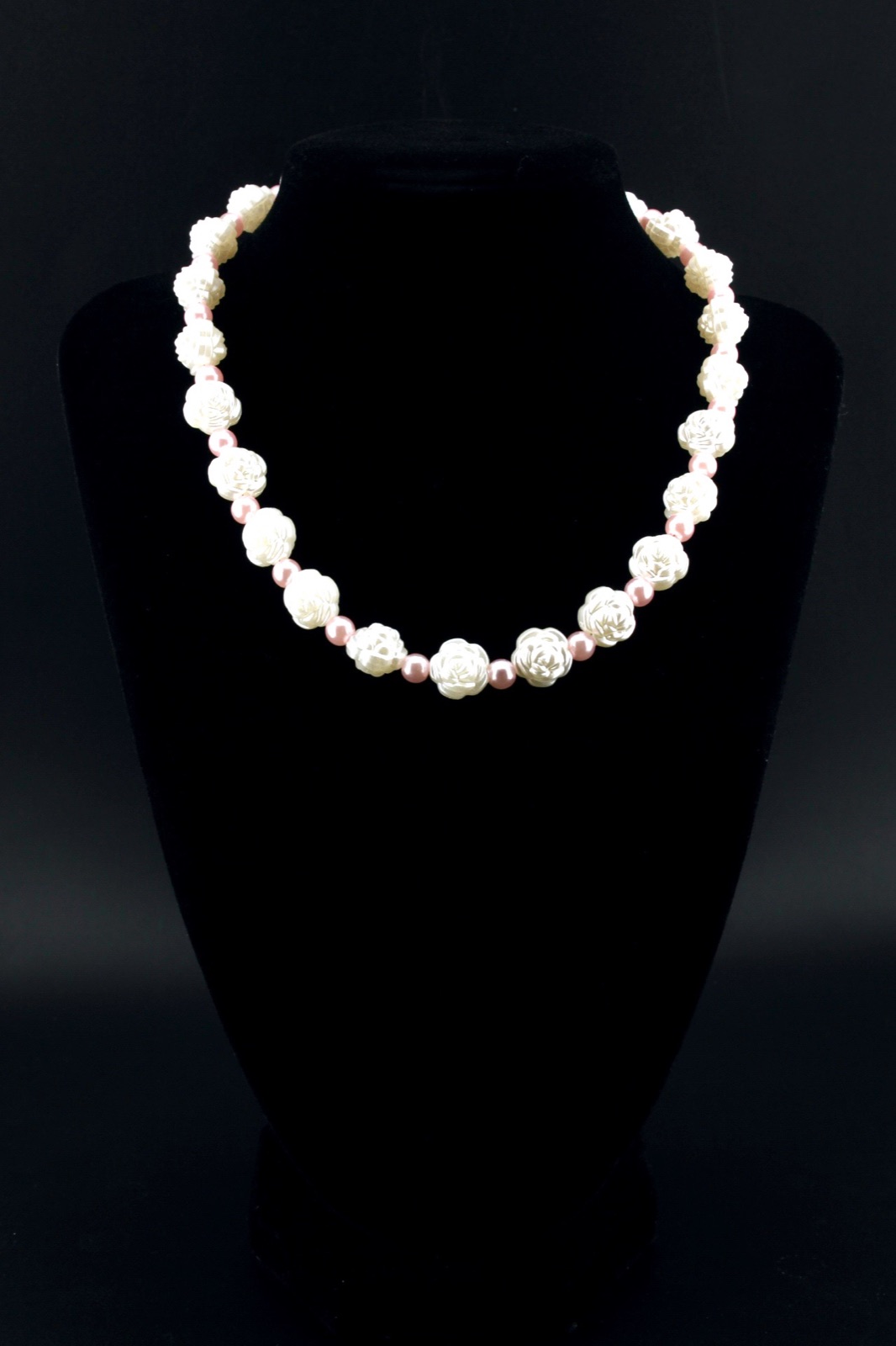 Ivory Rose Garden Strand